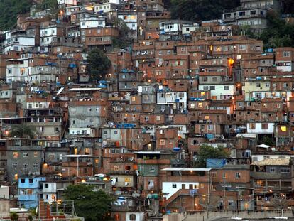 <span >Favela en la ciudad de Río de Janeiro</span>