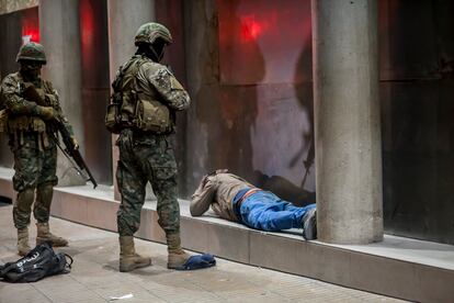 Militares en las calles de Osorno (Chile), durante el estallido social en octubre de 2019.