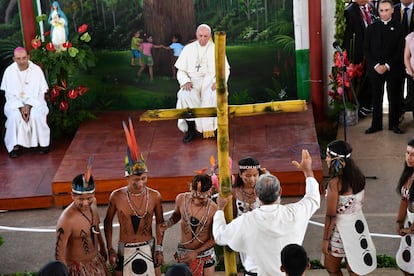 El Papa asiste a una reuni&oacute;n con ni&ntilde;os del Hogar Principito, en la ciudad peruana de Puerto Maldonado.