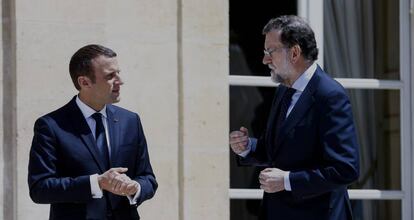 El president francès, Emmanuel Macron, ha rebut al cap del Govern espanyol, Mariano Rajoy, aquest divendres.