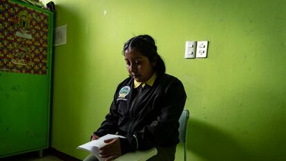 Alma Rita Gómez, hablante de mixteco, estudia en Tamazulapan del Progreso, en Oaxaca.