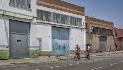 Naves industriales en L&#039;Hospitalet de Llobregat.