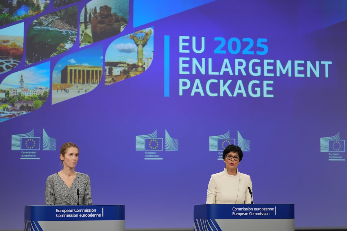 Bruselas exige a Ucrania acelerar reformas anticorrupción