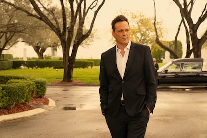 Vince Vaughn, en el primer episodio de 'Mono malo', en una imagen cedida por Apple TV+.