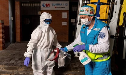 Emergency health workers in Madrid. 