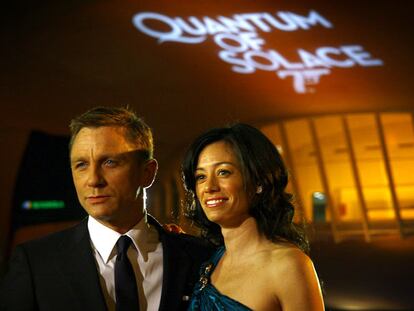 Daniel Craig y su esposa asisten al estreno, anoche, del filme en el Palacio de las Artes de Valencia.
