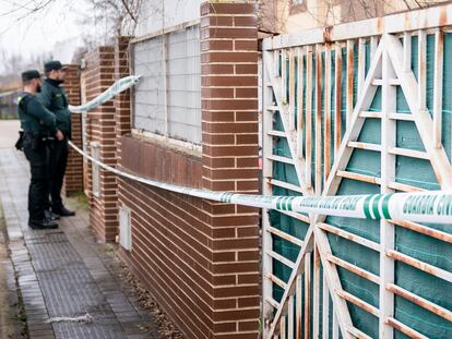 La vivienda donde fue hallado el cuerpo de una mujer embarazada asesinada a cuchilladas por su expareja, el 29 de diciembre en Escalona, Toledo.