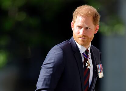 El príncipe Enrique en el servicio del décimo aniversario de la Fundación Invictus Games en la Catedral de San Pablo, el 8 de mayo de 2024 en Londres, Inglaterra.