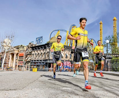     ----PIEFOTO----    Competición de duatlón por equipos Triboost, en Madrid.