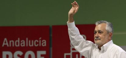 El secretario general del PSOE andaluz y presidente de la Junta, Jos&eacute; Antonio Gri&ntilde;&aacute;n, ayer en la convenci&oacute;n municipal del partido. 