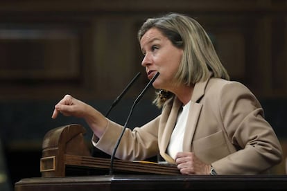 La portavoz de Coalición Canaria en el Congreso, Ana Oramas, durante su intervención en el pleno del Congreso de los Diputados, esta semana pasada en Madrid.