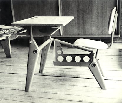 Pupitre diseñado en 1950.