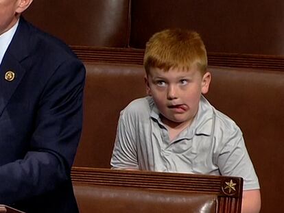 Guy Rose hace una mueca durante una sesión del Congreso de Estados Unidos, el 3 de junio 2024.