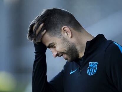 Piqué em treino do Barcelona em novembro.