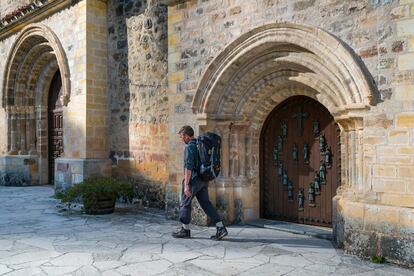 La Puerta del Perdón del monasterio de Santo Toribio de Liébana (Cantabria).