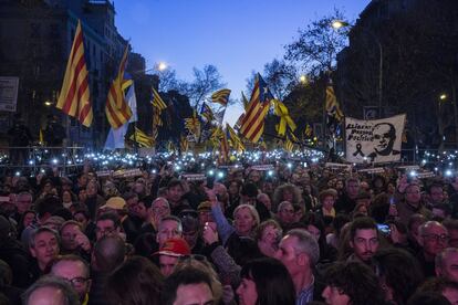 El recorrido estaba lleno y prácticamente no ha podido avanzar. Los manifestates portaban cientos de esteladas.