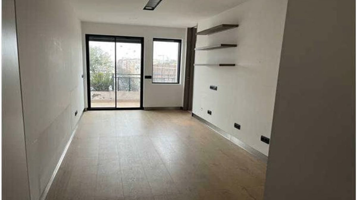 El encargo del Gobierno de Ayuso a la inmobiliaria de lujo que vendió el ático: “Entre 250 y 400 metros y una gran terraza”