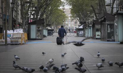 La Rambla els primers dies del confinament feia pensar...