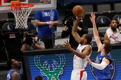 Leonard supera a Doncic en el Dallas-Clippers.