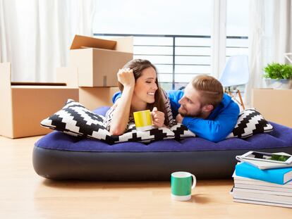 La solución para dormir en cualquier lugar. GETTY IMAGES.