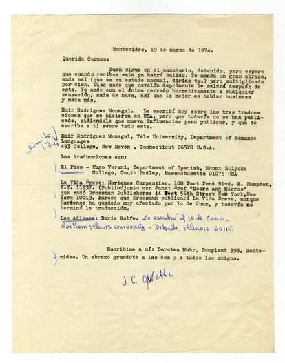 Dorotea Murh, dona de Juan Carlos Onetti, escriu a Balcells durant la detenció del seu marit després del cop militar de l'Uruguai. Onetti havia participat en un jurat literari que va premiar un conte considerat pornogràfic i subversiu per la dictadura. Balcells els anima a traslladar-se a Espanya i els ofereix suport econòmic.