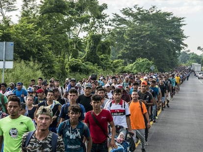 A caravana de imigrantes, a caminho de Tapachula.