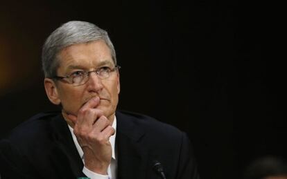 Tim Cook, en su reciente comparecencia en el Senado de EE UU.