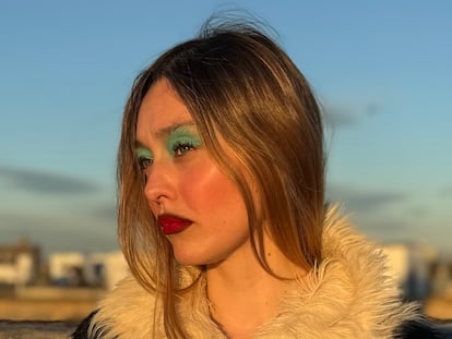 Emily Wood, hermana maquilladora Aimee Lou Wood