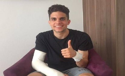 Marc Bartra, tras la operaci&oacute;n. 