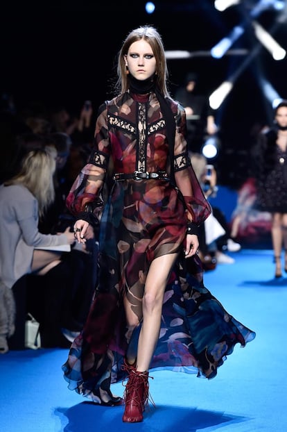 Elie Saab : Runway &#8211; Paris Fashion Week Womenswear Fall/Winter 2016/2017