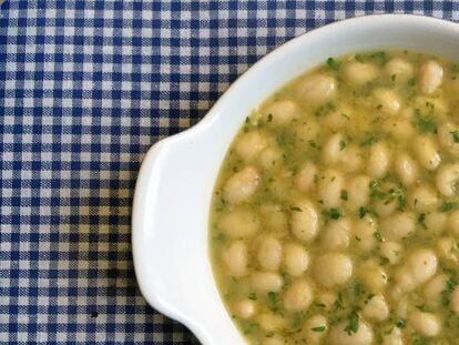 Plato de cuchara de los buenos