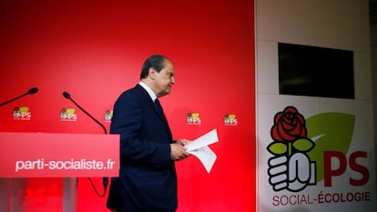 El primer secretario del PS, Jean-Christophe Cambadelis, tras anunciar su dimisi&oacute;n