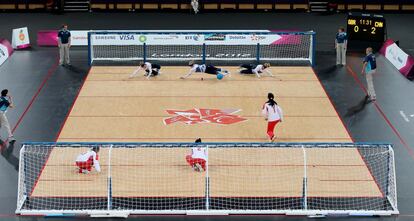 Una imagen del partido entre China y Gran Bretaña de goalball