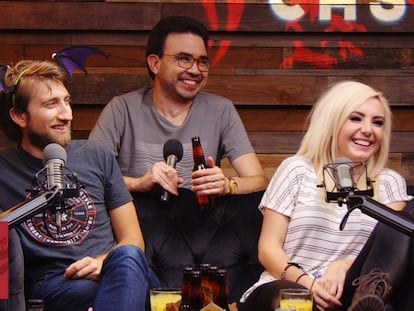 Imagen promocional del podcast' estadounidense 'Rooster Teeth', que combina audio y vídeo en Spotify.