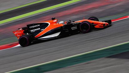 Fernando Alonso en Montmeló.