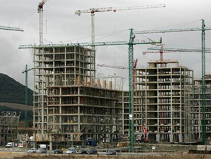 El barrio de Zabalgana, en Vitoria, es una de las zonas más activas en construcción de pisos.