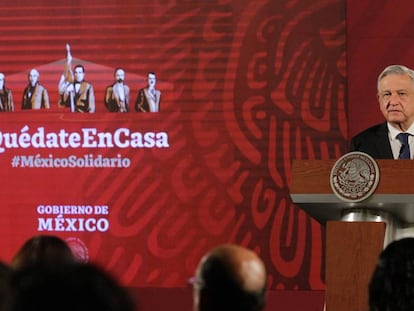 El presidente López Obrador, este lunes en rueda de prensa.