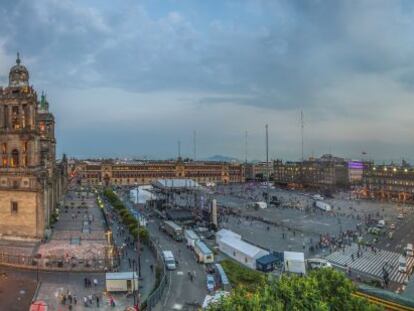 Vista de El Z&oacute;calo, la plaza principal de Ciudad de M&eacute;xico.