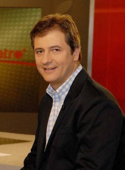 Manolo Lama colabora con varios programas de la cadena SER.