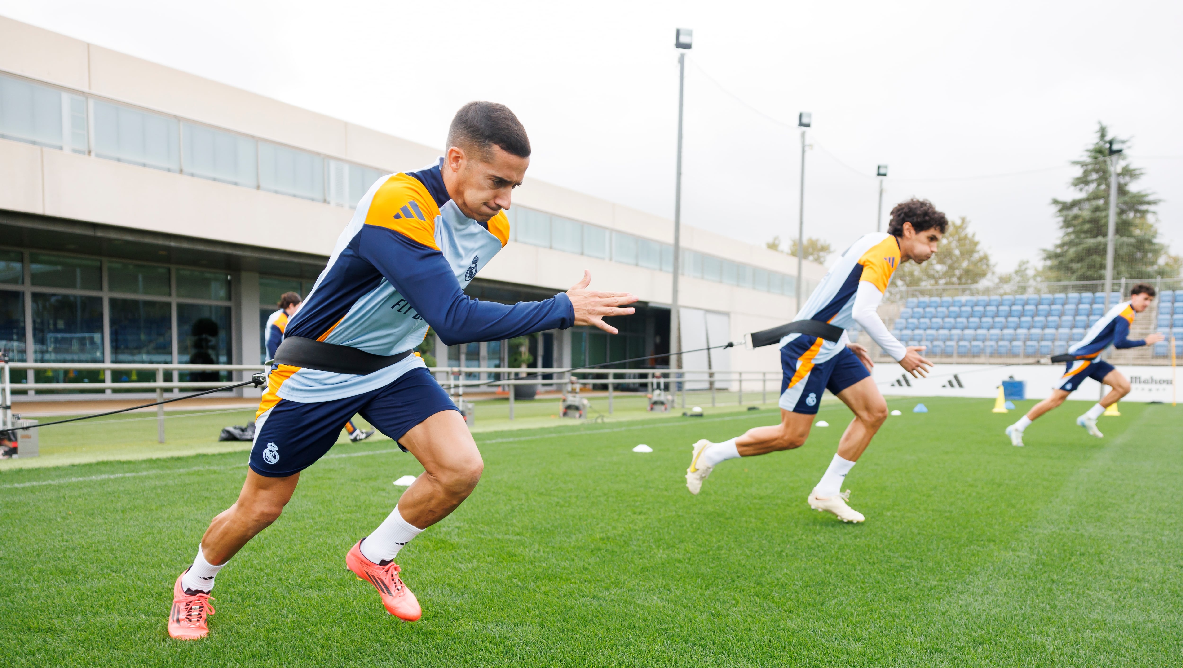 El Real Madrid entra con Lucas Vázquez en la boca del lobo