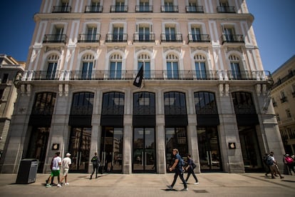 Tienda de Apple en la Puerta del Sol, en Madrid.