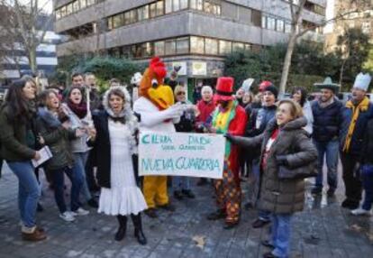 Protesta antiabortista frente a la clínica Dator en Madrid.
