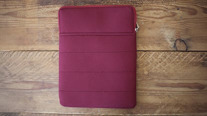 funda de tela para proteger libros.