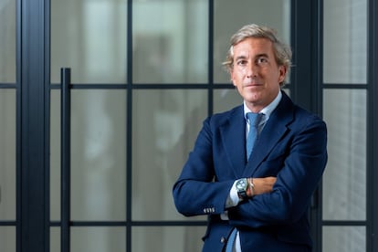 BNP Paribas Real Estate lo ha nombrado director de cobertura y desarrollo de negocios. Inició su trayectoria en compañías como Telefónica y Telefónica O2 Europe y, más tarde, trabajó en el Banco Jefferies.