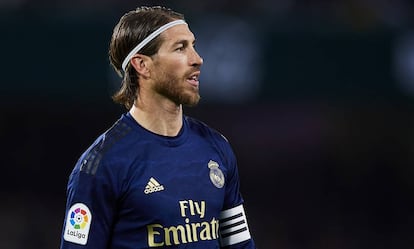 Sergio Ramos en el último partido antes de la suspensión de la Liga, en el estadio bético Benito Villamarín (Sevilla).