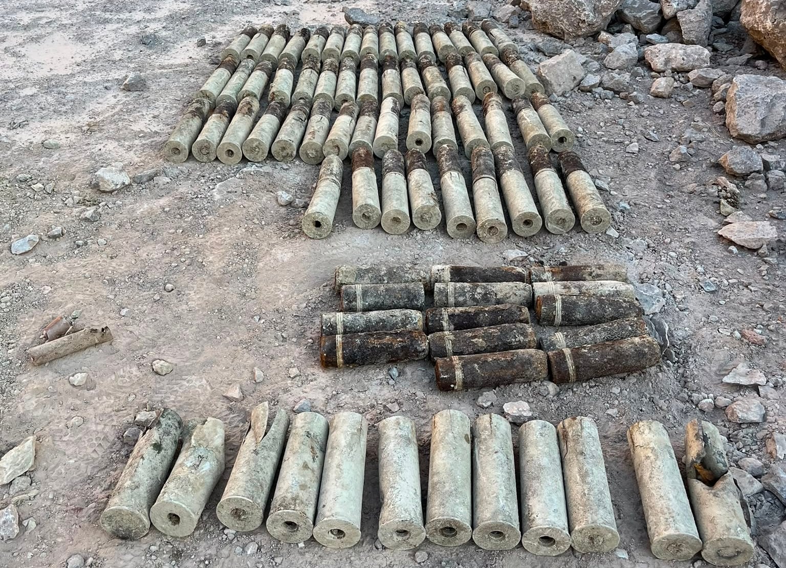 544 kilos de historia explosiva: hallan 68 proyectiles de la Guerra Civil en un pueblo de Castellón