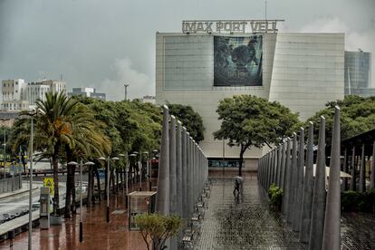 Cine Imax Port Vell de Barcelona cuando cerró en 2014 por la falta de asistentes a sus sesiones.