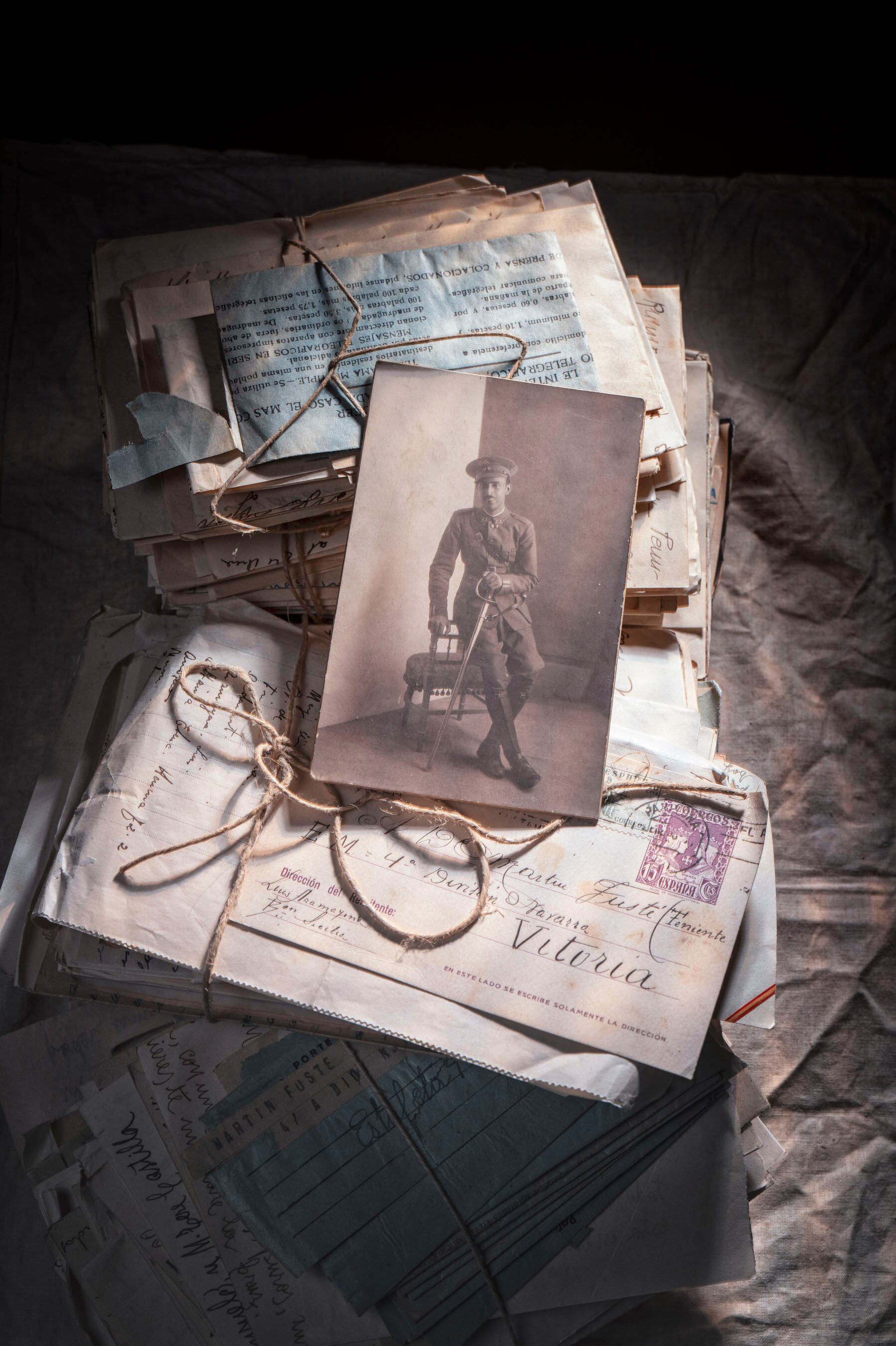 Las cartas de una familia que cuentan la Guerra Civil desde ambos lados: “Que Dios nos ayude”