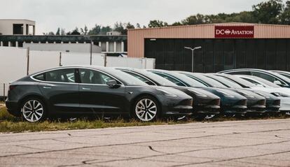 Teslas