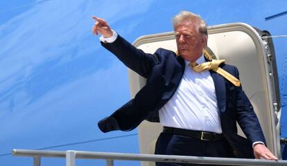 El presidente Donald Trump, en el aeropuerto de Miami. 